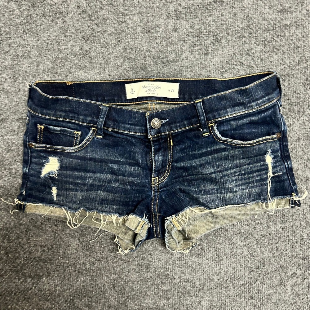 Abercrombie & Fitch Shorts Womens 6 Dark Wash Distressed Cutoff Denim Low Rise